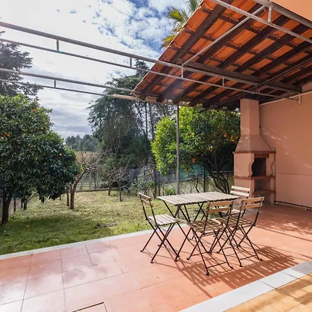 Дом отдыха Hidden Garden Near The Castle Обидуш