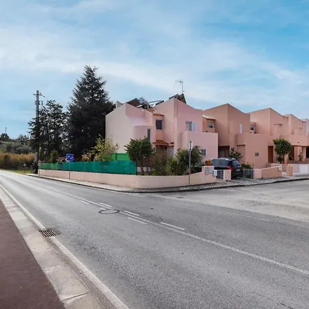 Hidden Garden Near The Castle Дом отдыха