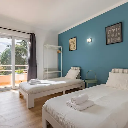 Hidden Garden Near The Castle Дом отдыха Обидуш