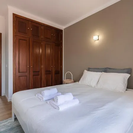 Дом отдыха Hidden Garden Near The Castle *